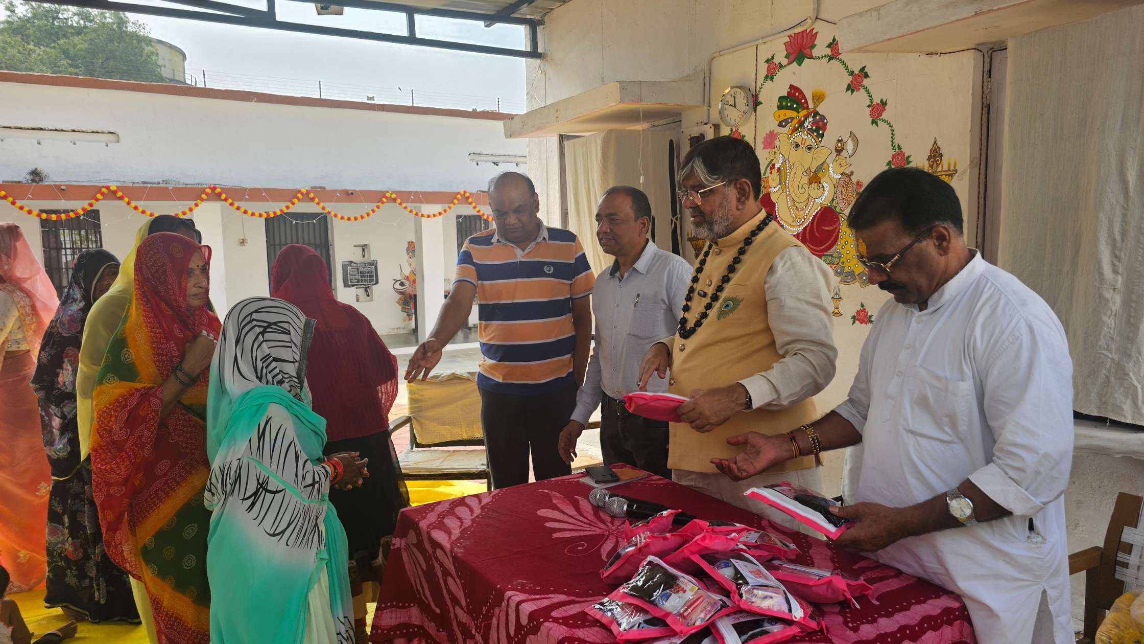 Mukthi Diwas 2025 – Krishna Guruji transforms Roop Chaudas (Narak Chaturdashi) into a Day of Liberation, symbolized by glowing diyas and inner light.